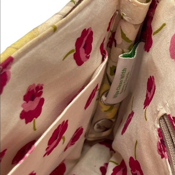 🎉HP🎉 Vera Bradley Knot Just A Clutch Make Me Blush Floral Pink & Green Purse - Picture 9 of 10